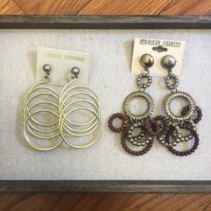 💥3 for $10💥 Vintage costume jewelry - earrings